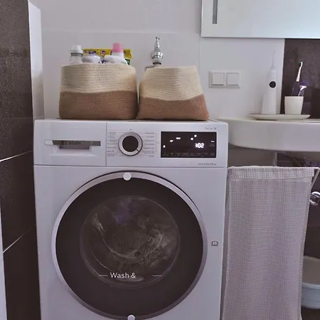 Spacious Stylish Scandi In Linden-mitte Apartment Hannover