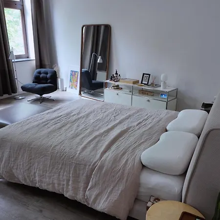 Spacious Stylish Scandi In Linden-mitte Hanóver